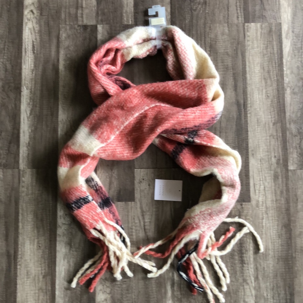 LC Lauren Conrad Oblong Blanket Scarf Pink Neutral New - Picture 2 of 6
